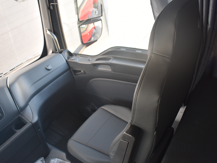 Самосвал SITRAK C7H 8X4 V=32м3